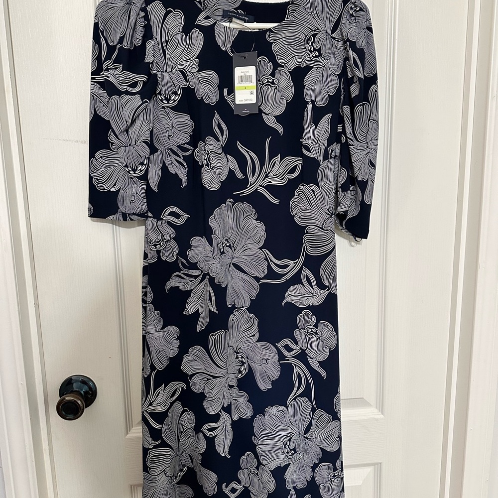 Elegant Navy Floral Dress